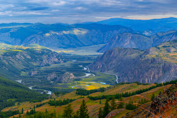 Fototapeta premium Stunning view of Altai mountains with winding river in Altay, Russia