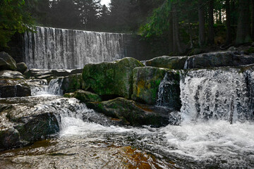 wodospad górski, krajobraz z wodą, ruch zamrożony, pluskająca woda, woda, płynąca woda, strumień, waterfall, water, flowing water, stream,  © kateej