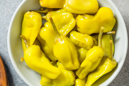 Pickled Raw Pepperoncini Peppers