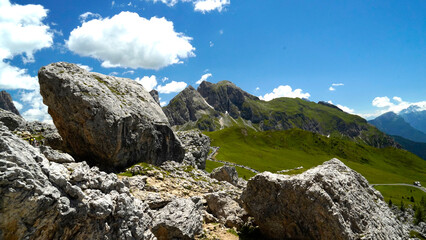 Lo spettacolare scenario panoramico del Passo Giau e Ra Gusela con le Cinque Torri e il gruppo delle Tofane. Dolomiti di San Vito di Cadore, Belluno, Veneto, Italia
