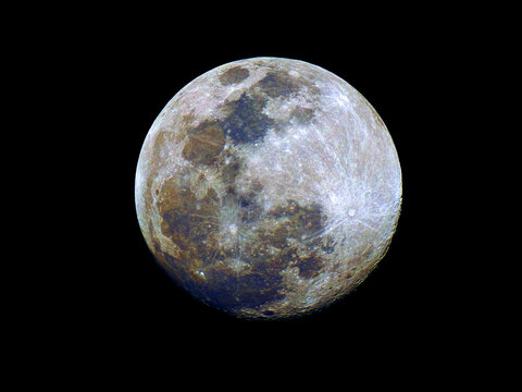 Moon at November 4, 2025 - 1 day before supermoon "The Beaver Moon"