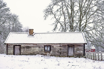 Old log croft with snow a cold winter day © Lars Johansson