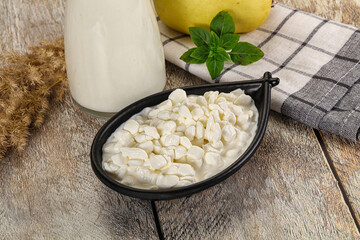 Grain cottage cheese with sour