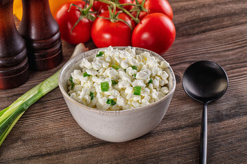 Cottage cheese with green onion