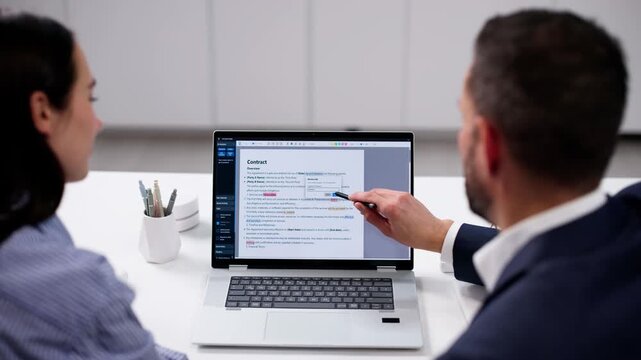 Online Editor Proofreads Manuscript To Correct Errors
