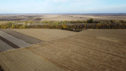 Obraz premium harvested fields in Vojvodina province in autumn seen from above