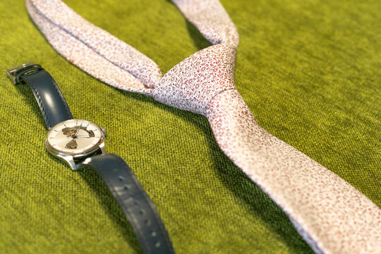 Fototapeta corbata, reloj, reloj pulsera, al aire libre, cuero, accesorios, detalles, bodegón, nudo corbata, macro, zoom