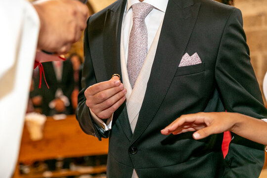 mano, boda, mujer, novio, agiotaje, novia, persona, anillas, amor, digno, par, participaci&oacute;n, casamiento, matrimonio, desposar, anillos, casarse