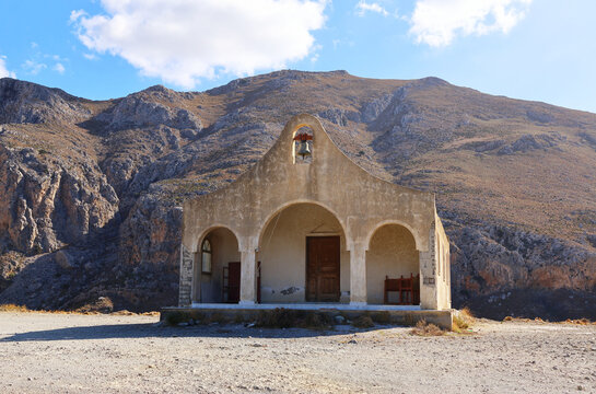 Old chapel in the mountains of Crete.