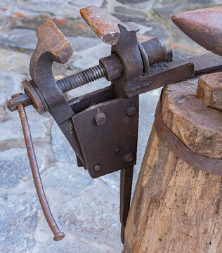 old rusty vise