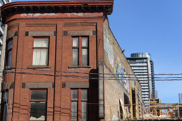 Fototapeta premium historic property at 601 Sherbourne St, known as Thomas Cruttenden Building, Toronto (future site of Burke Condominiums