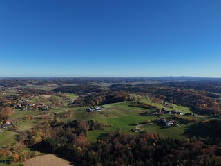 Obraz premium Fernblick in die Oststeiermark, Aussichtswarte Kleeberg, Sulz bei Gleisdorf, 