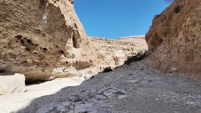 Wadi Bani Khalid is&nbsp;a popular tourist destination in Oman, known for its lush oasis, clear turquoise pools, and rugged mountain scenery.
