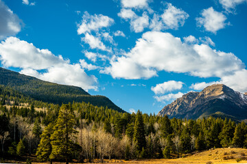 Obraz premium Scenic Views at the Rocky Mountains