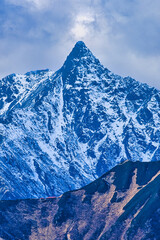 冠雪の北アルプスの槍ヶ岳