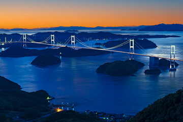 来島海峡大橋の夕焼