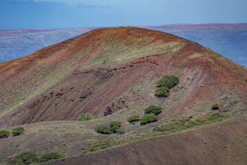Vent deposits. Pimoe is a cinder cone ( scoria cone ). Hawaii Route 31 ( Pi'ilani Highway ), Maui. Hana Volcanics, Basanite of Pimoe cone. Haleakalā, or the East Maui Volcano, is a shield volcano