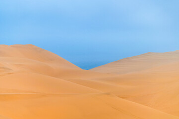 Le Désert Du Namib rencontre l'Océan Atlantique en Namibie