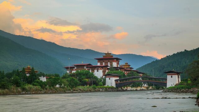 Time Lapse of the beautiful Punakha Dzong in Bhutan at Sunset