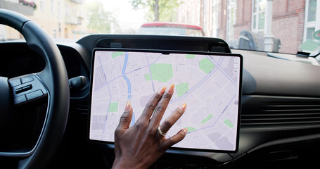 The African-American Woman Drives Her Car