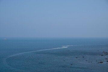 the sea and the ship
