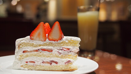Strawberry cake, Japan