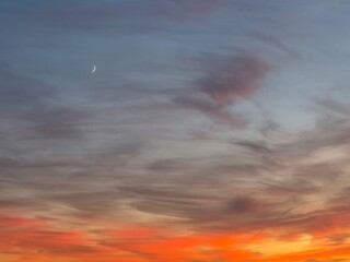 Cielos de atardecer en Octubre 2025