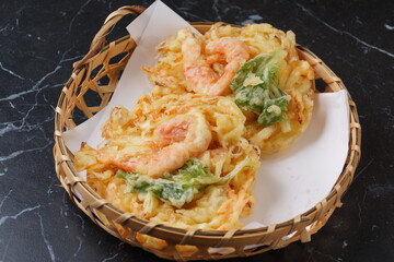 海老のかき揚げ天ぷら