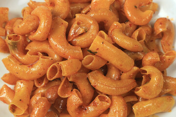 Spicy macaroni snack served in a bowl