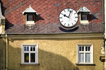 Antique Vintage Style Clock Hanging