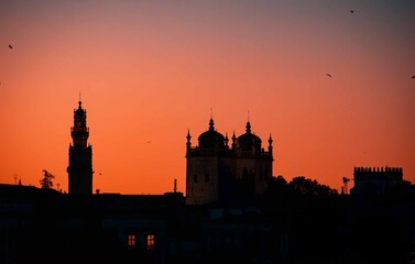 Fototapeta premium Sunset in Porto, Portugal