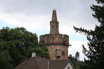 Fototapeta premium Blick in die Altstadt von Weinheim in Baden-Württemberg 
