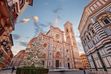 Florence, Tuscany, Italy during Christmas season at the Duomo 989