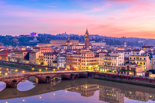 Florence, Italy Overlooking the Arno River 998