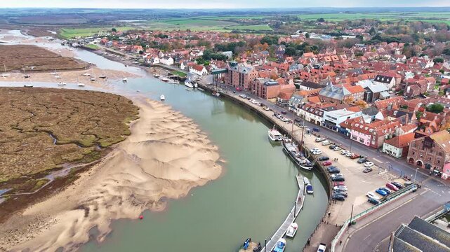Panning over Wells next the Sea