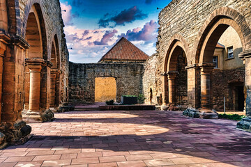 Kloster und Kaiserpfalz Memleben - Innenansicht der historischen Klosterkirche_03
