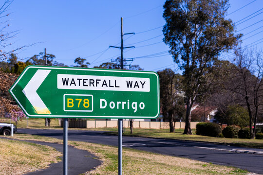 road sign with arrow to Dorrigo along waterfall way