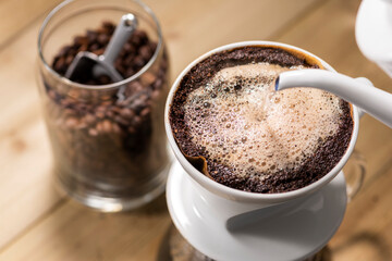 コーヒーを淹れる