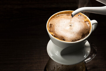 コーヒーを淹れる