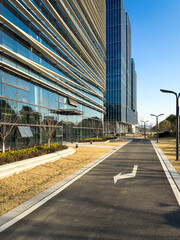 Modern Architectural Marvels: A Scenic Pathway Through Urban Landscapes