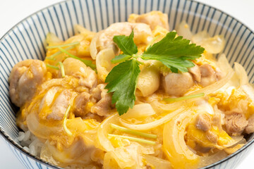 親子丼　白バック