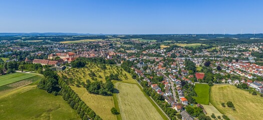 Die Stadt Ellwangen im schwäbischen Ostalkreis rund um den Schönenberg von oben