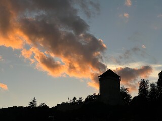 Muszyna jesienne niebo Baszta.