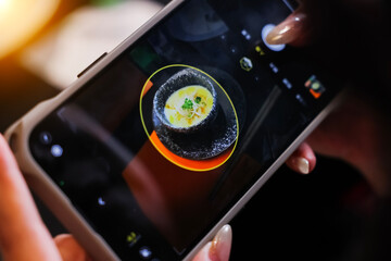 Using a mobile phone to photograph food