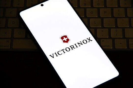 Victorinox - Empresa su&iacute;&ccedil;a que se tornou mundialmente famosa pela fabrica&ccedil;&atilde;o do canivete su&iacute;&ccedil;o, um item ic&ocirc;nico de alta qualidade. 