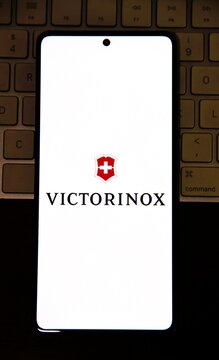 Victorinox - Empresa su&iacute;&ccedil;a que se tornou mundialmente famosa pela fabrica&ccedil;&atilde;o do canivete su&iacute;&ccedil;o, um item ic&ocirc;nico de alta qualidade. 