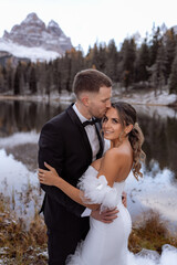 Hochzeitspaar bei den Drei Zinnen