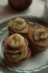 pancakes with jam