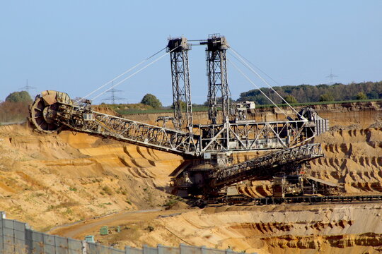Absetzen im Tagebau Garzweiler bei J&uuml;chen