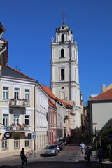 die St. Johanneskirche in der Altstadt von Vilnius, Litauen